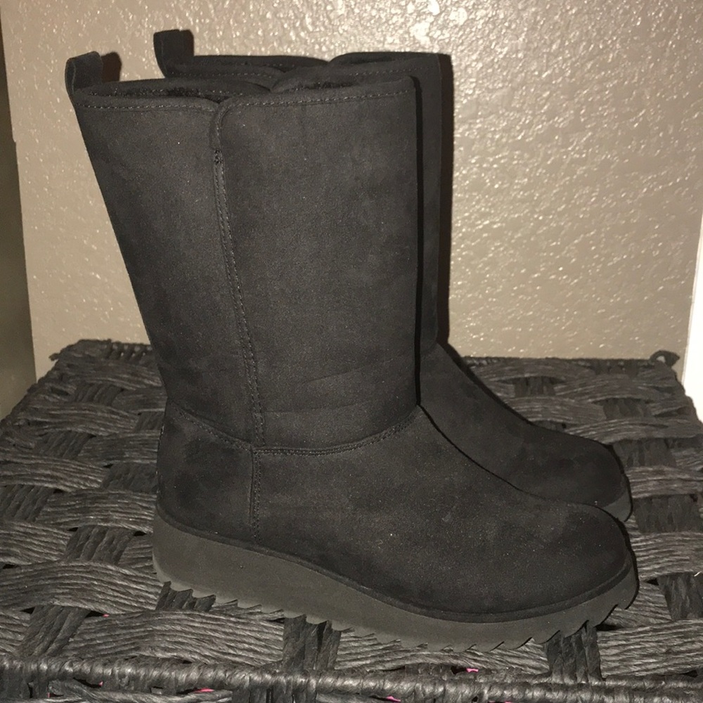 Back suede boots